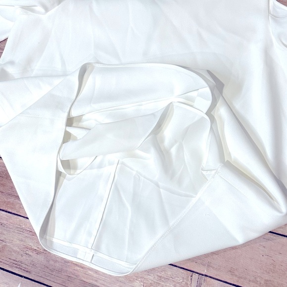 Designer Alice + Olivia Top - Picture 9 of 12